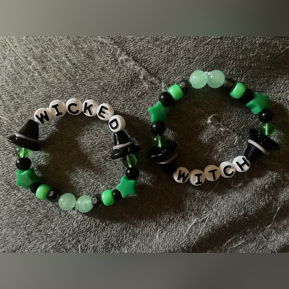 Wizard of Oz inspired bracelet handmade - Picture 1 of 1